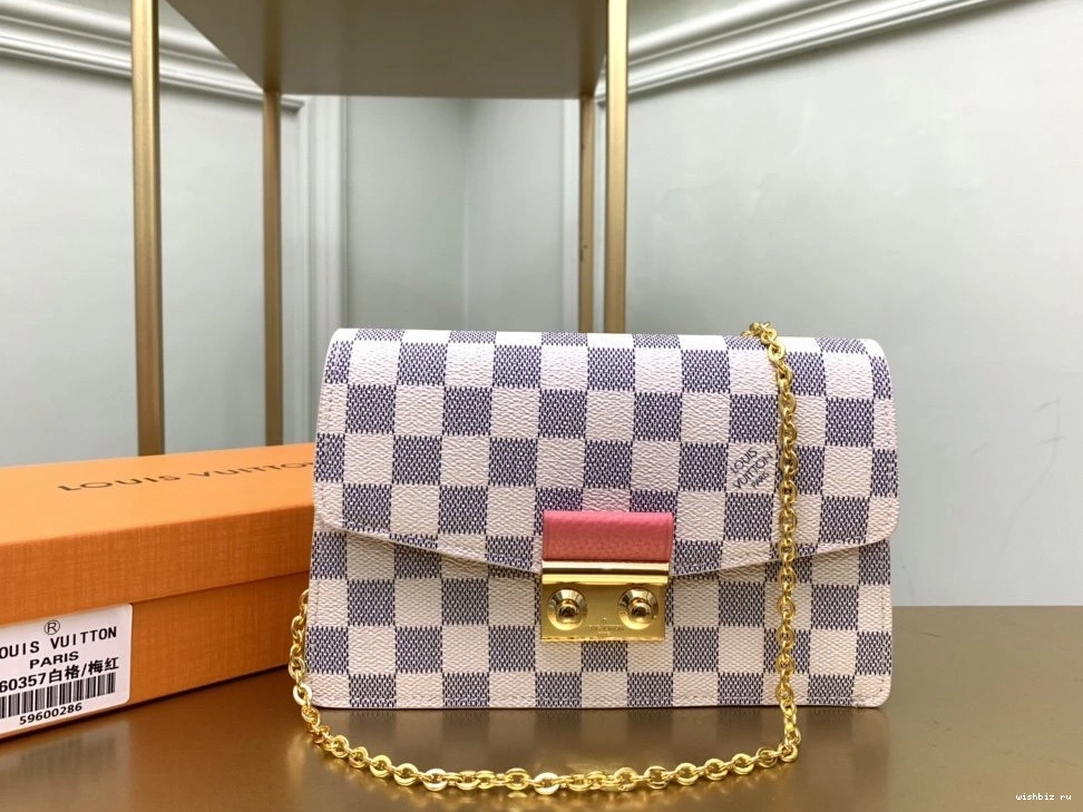 WIS LOUIS CROISETTE WALLET CHAIN VUITTON 1104